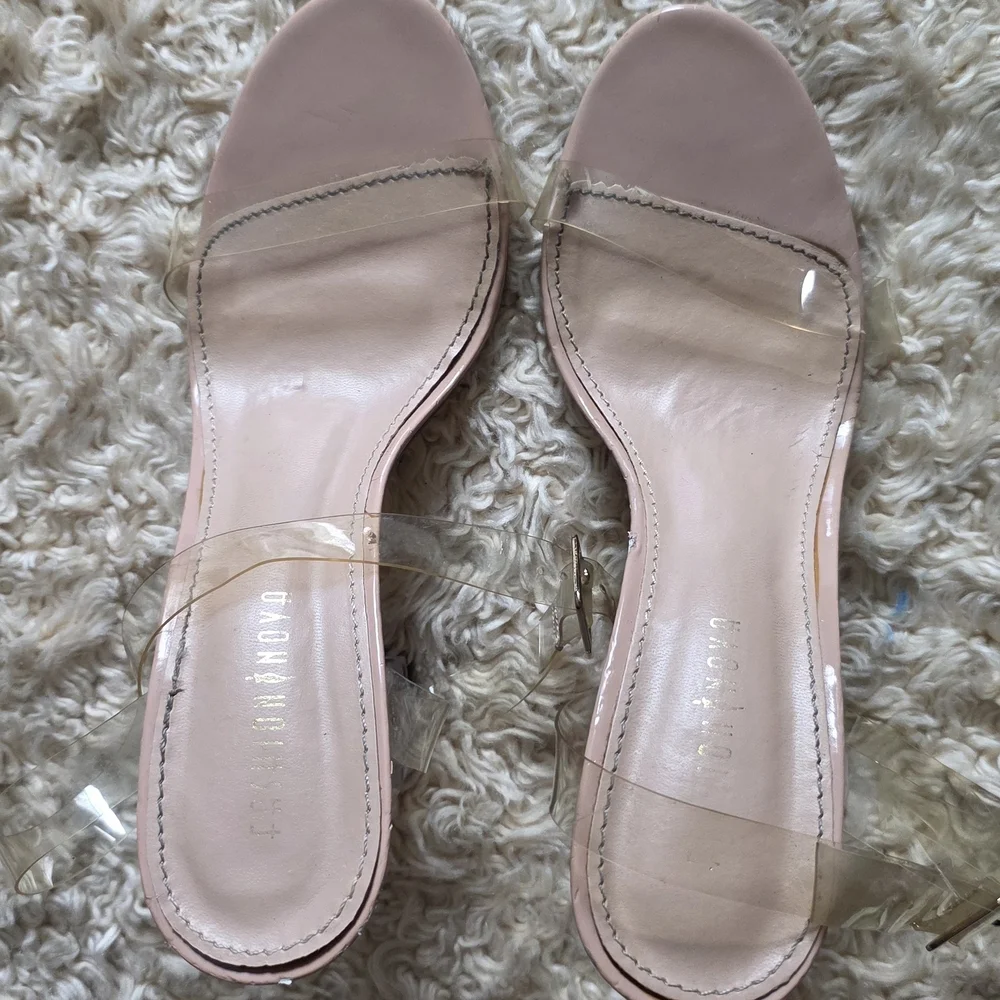 Fashion Nova Clear Strap Block Heel Sandals Nude Size‎ 9
